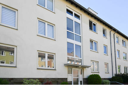 Gepflegte Drei-Zimmer-Wohnung mit Stellplatz und Tageslichtbad in zentraler Lage von Hattingen-Mitte