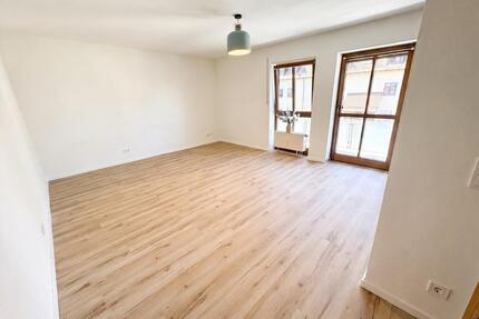 Bezugsfrei von privat: 34qm mit Balkon in Regensburg