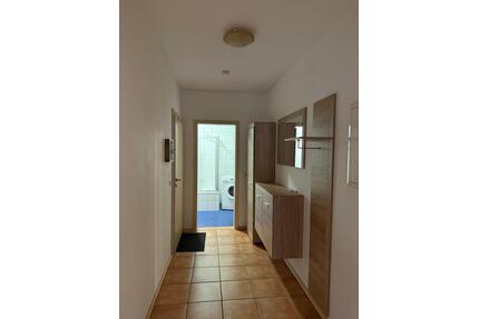 Helle 3 Zimmer Wohnung mit Balkon in Loitzendorf