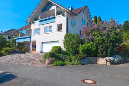 Zweifamilienhaus in unverbaubarer Lage - Finnentrop