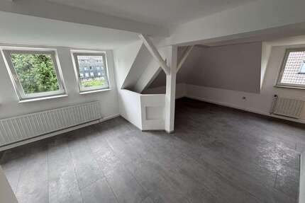 Wohnung zum Mieten in Wuppertal Cronenberg 640,00 € 79 m²