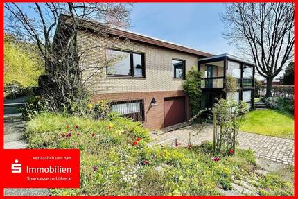Bungalow am Waldrand in Groß Grönau