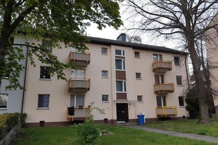 Modernisierte Wohnung mit 2,5 Zimmern und Balkon (Unterstr. 74) - Essen Stadtbezirk IV