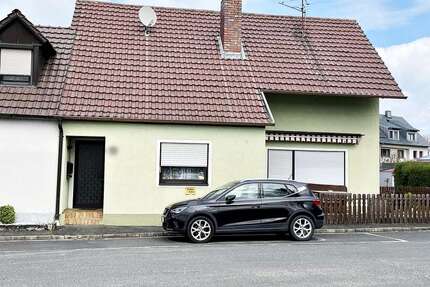 Haus zum Kaufen in Wiesentheid 141.400,00 € 131 m²