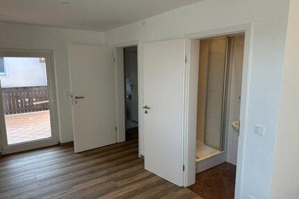 Helle, moderne 3-Zimmer-Wohnung in Eschenbach mit Balkon - Eschenbach in der Oberpfalz