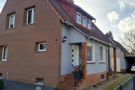 Gepflegtes Einfamilienhaus mit Nebengebäude in Nbg.-Erichshagen - Nienburg (Weser)