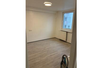 Haus verkauft Privat - 290.000,00&nbsp;EUR Kaufpreis, ca.&nbsp; 91,00&nbsp;m&sup2; in Freiberg am Neckar (PLZ: 71691)