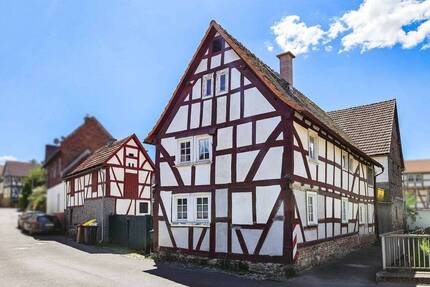 Charmantes Fachwerkhaus mit Geschichte und zusätzlicher Scheune - Nidda Wallernhausen