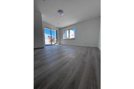 2-Zimmer-Wohnung mit großer Terrasse zu vermieten - Gaildorf