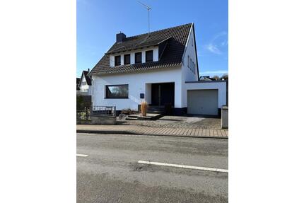 Schönes Einfamilienhaus - 439.000,00&nbsp;EUR Kaufpreis, ca.&nbsp; 130,00&nbsp;m&sup2; in Niederzissen (PLZ: 56651)