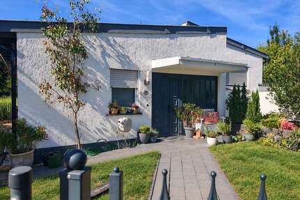 Haus zum Kaufen in Harxheim 630.000,00 € 170 m²