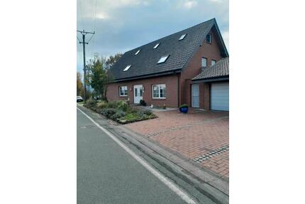 Wohnung im Aussenbezirk - 950,00&nbsp;EUR Kaltmiete, ca.&nbsp; 160,00&nbsp;m&sup2; in Drensteinfurt (PLZ: 48317)