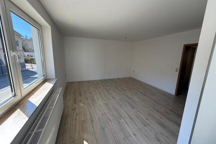 Superschöne 2-Raum-Wohnung in Wünschendorf - Weida