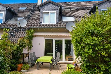 OHNE MAKLERPROVISION - Modernes Reihenmittelhaus in ruhiger Lage - München Allach-Untermenzing