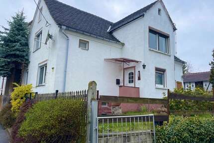 Haus zum Kaufen in Kretzschau 50.000,00 € 140 m²