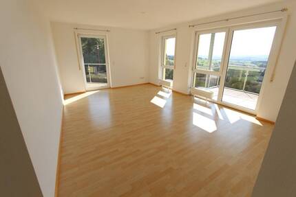 Charmante Wohnung mit zwei Balkonen - Bad Dürrheim-Öfingen