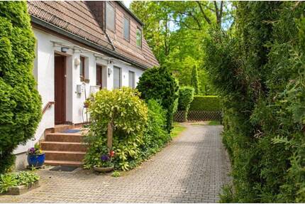 Erstklassiges niveauvolles Wohnen in ruhiger Lage von Zehlendorf - Berlin Nikolassee