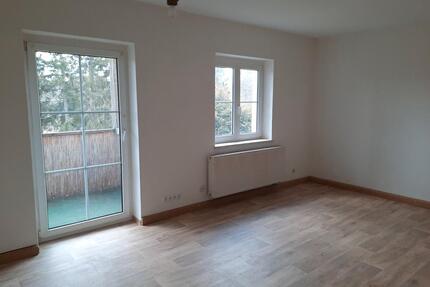 2-Zimmerwohnung zu vermieten - 370,00&nbsp;EUR Kaltmiete, ca.&nbsp; 57,00&nbsp;m&sup2; in Tanna (PLZ: 07922)