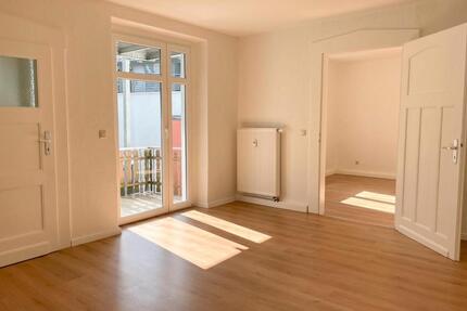 125 m², 2 Bäder und Balkon – frisch renovierte 4,5-Zimmer-Wohnung - Auerbach/Vogtland