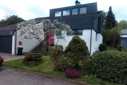 Haus zum Mieten in Gärtringen 2.150,00 € 180 m²