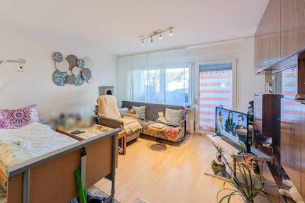 Gut geschnittene 2-Zimmer-Wohnung mit Balkon & Stellplatz - Plüderhausen