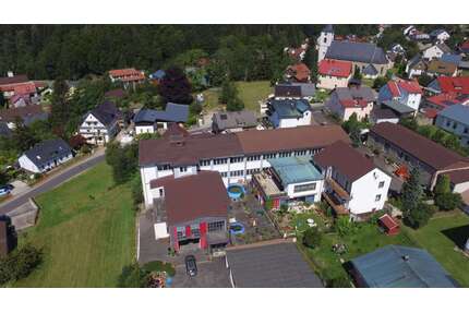 Haus zum Kaufen in Fichtelberg 435.000,00 € 500 m²