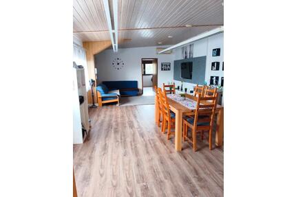 Modernes Wohnen im Loft-Stil: Großzügige 4-Zimmerwohnung - Vaihingen an der Enz