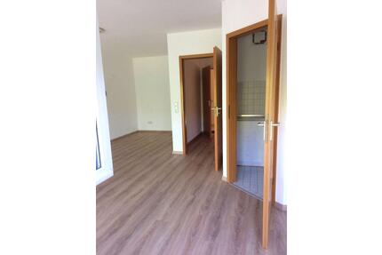 Charmante 1-Zimmer Wohnung mit Balkon und Tiefgarage in Erding