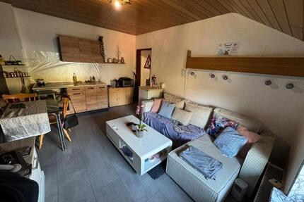 Würselen-Zentrum, 2 Zimmer DG Whg. 46 qm, 450€ +NK - Stolberg (Rhld.) Büsbach
