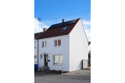 Reihenendhaus in Top Lage!! Hochwertig saniert mit Photovoltaik. - Schwäbisch Gmünd