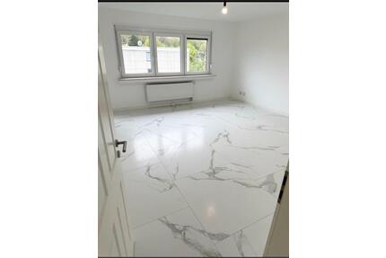 Hochwertige kernsanierte 3-Zimmer Eigentumswohnung mit Loggia - Bergkamen