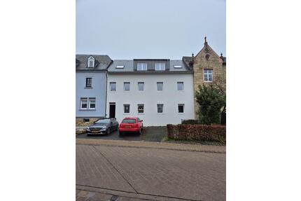 Mehrfamilienhaus mit hohem Potential Grenznähe – Bettingen - Echternacherbrück