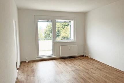Sanierte Singlewohnung mit Balkon! - Oschersleben (Bode)