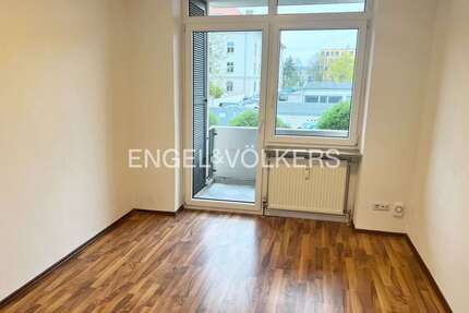 Wohnung zum Kaufen in Regensburg 110.000,00 € 17 m²