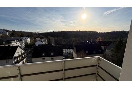 Sonnige 4 Zi Eigentumswohnung 89 qm, Balkon, Garage zu verkaufen - Lüdenscheid Staberg