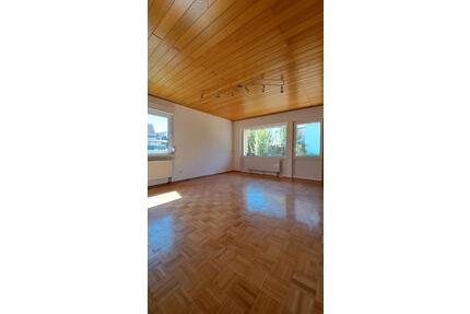 Helle 5 Zimmer Maisonette Wohnung in ruhiger Lage - Keltern