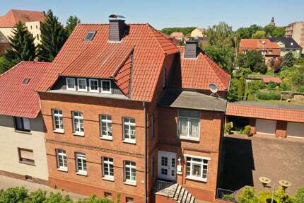 Haus zum Kaufen in Gardelegen 300.000,00 € 287.4 m²