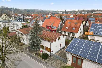 Haus zum Kaufen in Freiburg im Breisgau 999.000,00 € 263 m²