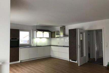 3 Zi, Einbauküche, Bad, Garten, Neubau in Wetter - Frankenberg (Eder)