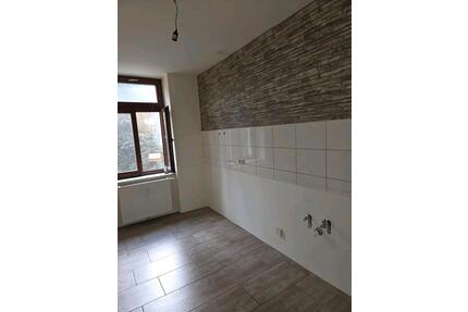 3 Zimmer-Erdgeschosswohnung in zentraler Lage von Weißenfels!