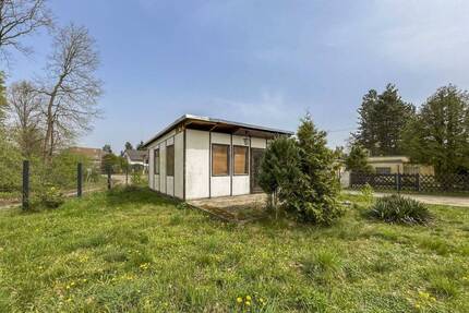 Kompaktes Grundstück mit gestaltungsbedürftigem Bungalow in beschaulicher Lage - Muldestausee Burgkemnitz
