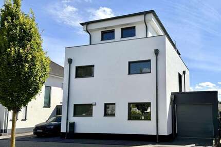 Haus zum Kaufen in Wesseling 1.100.000,00 € 184 m²