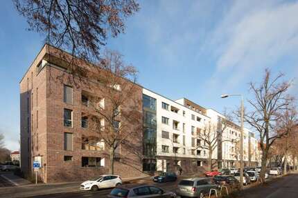 Wohnung zum Mieten in Berlin 1.556,79 € 84.95 m²