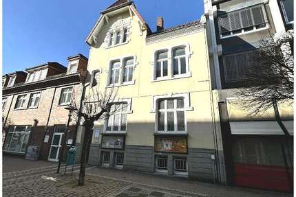 Haus zum Kaufen in Stade 659.000,00 € 242.9 m²