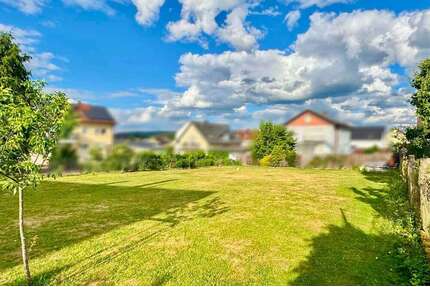 Grundstück zu verkaufen in Maxhütte-Haidhof 199.000,00 € 650 m²