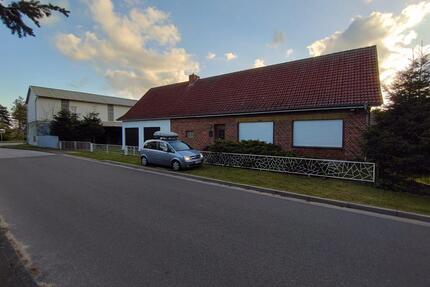 Einfamilienhaus, Haus, Halle, Garagen - Domsühl