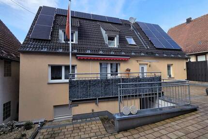 Ländlicher Wohntraum: Großzügiges Einfamilienhaus mit eigenständiger Einliegerwohnung - Pommelsbrunn Hartmannshof