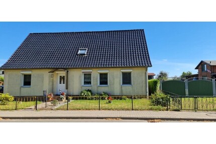 Haus 300 Meter zum See - 331.550,00&nbsp;EUR Kaufpreis, ca.&nbsp; 178,00&nbsp;m&sup2;&nbsp;Wohnfl&auml;che in Boitin (PLZ: 18249)