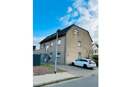 Moderne 3-Zimmer-Wohnung mit Balkon, neuer Küche & Stellplatz - Cloppenburg