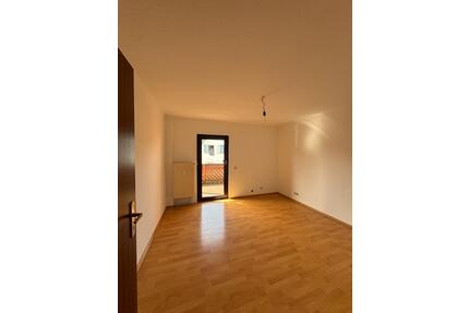 Schöne 2-ZKB-Wohnung mit großem Balkon in Bad Bergzabern